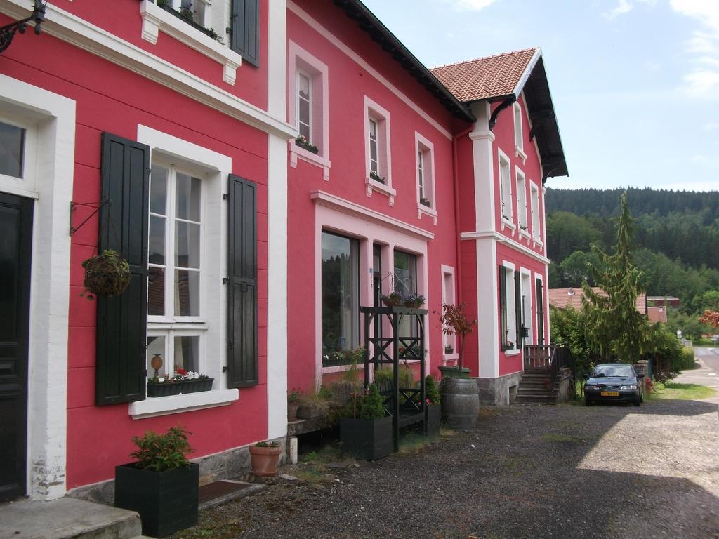 コルニモン La Mirabelle Bed & Breakfast エクステリア 写真